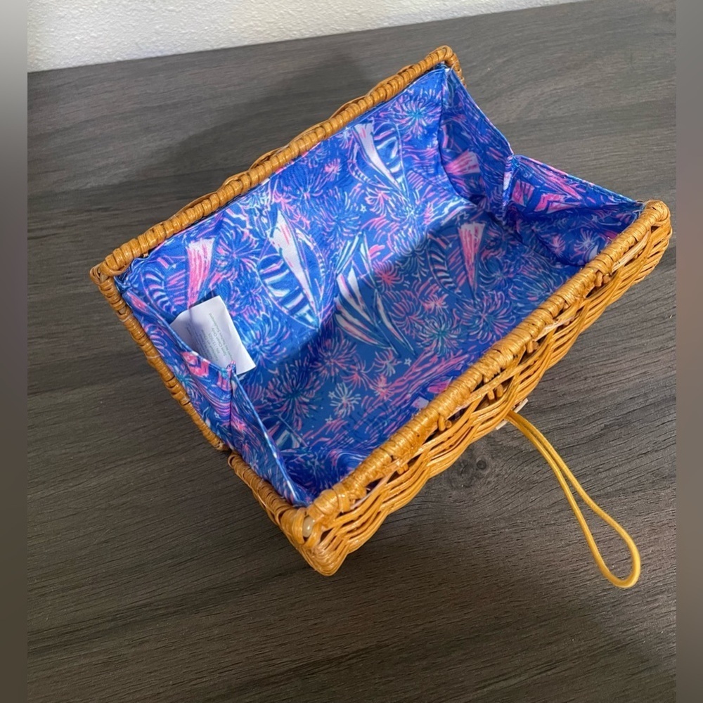 Lilly Pulitzer Wicker Sunglass Phone Clutch Case Boca Blue It's a Saila… - Picture 6 of 9